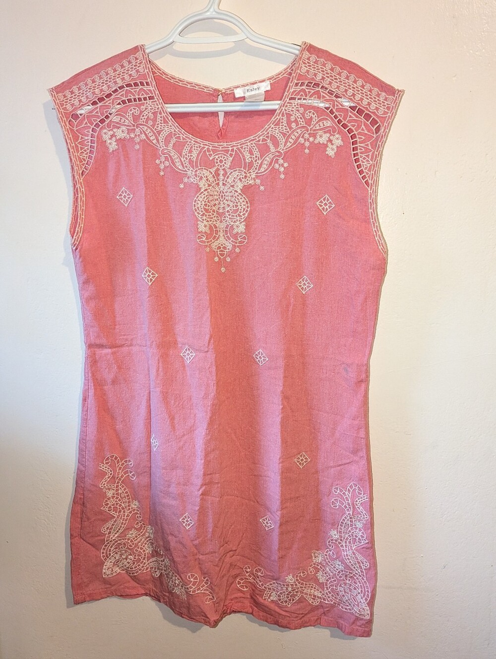 Esley Coral Pink Embroidered Sleeveless Tunic Size M